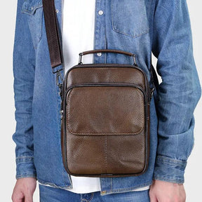 Bolsa Masculina Transversal de Couro Clássica - RAFINATO