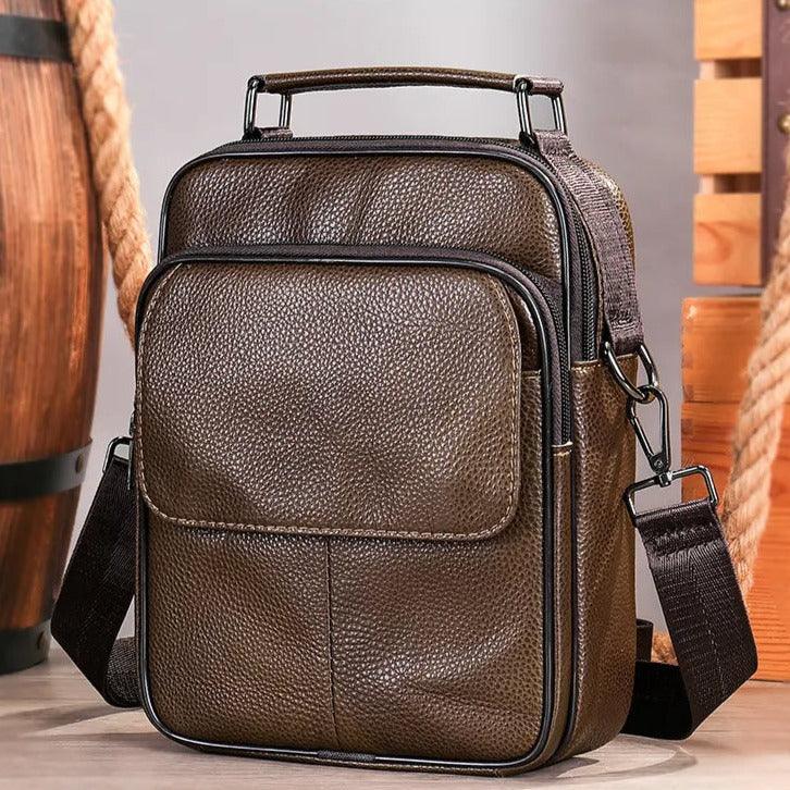 Bolsa Masculina Transversal de Couro Clássica - RAFINATO