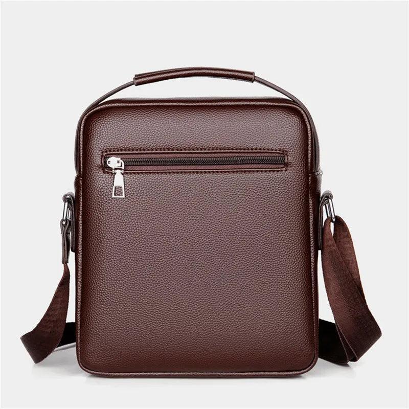 Bolsa Masculina Transversal de Couro Elegance - RAFINATO