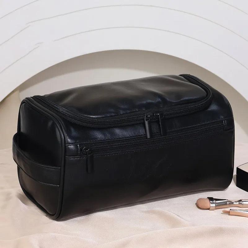 Bolsa Necessaire Masculina em Couro Elegance - RAFINATO